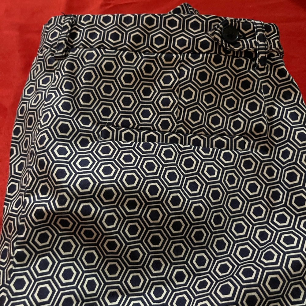 Geometric Patterned short